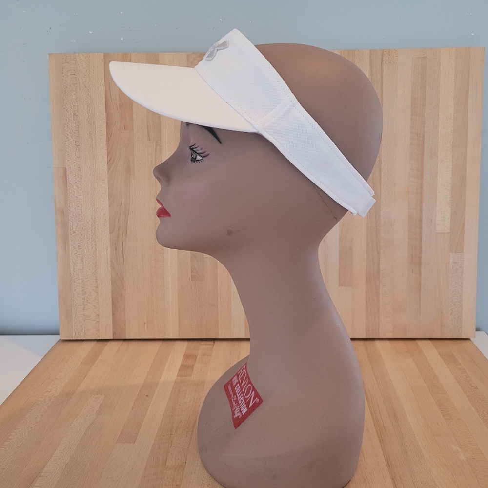 Under Armour Golf Tennis Pickleball Visor. - Picture 3 of 8